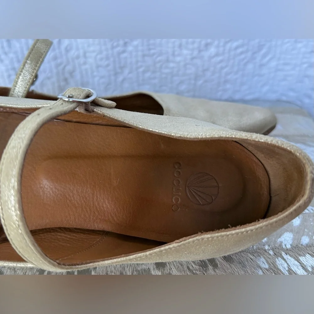 COCLICO Dream Mary Jane Iris Iridescent Leather in Gold size 39.5 US 8.5 -9